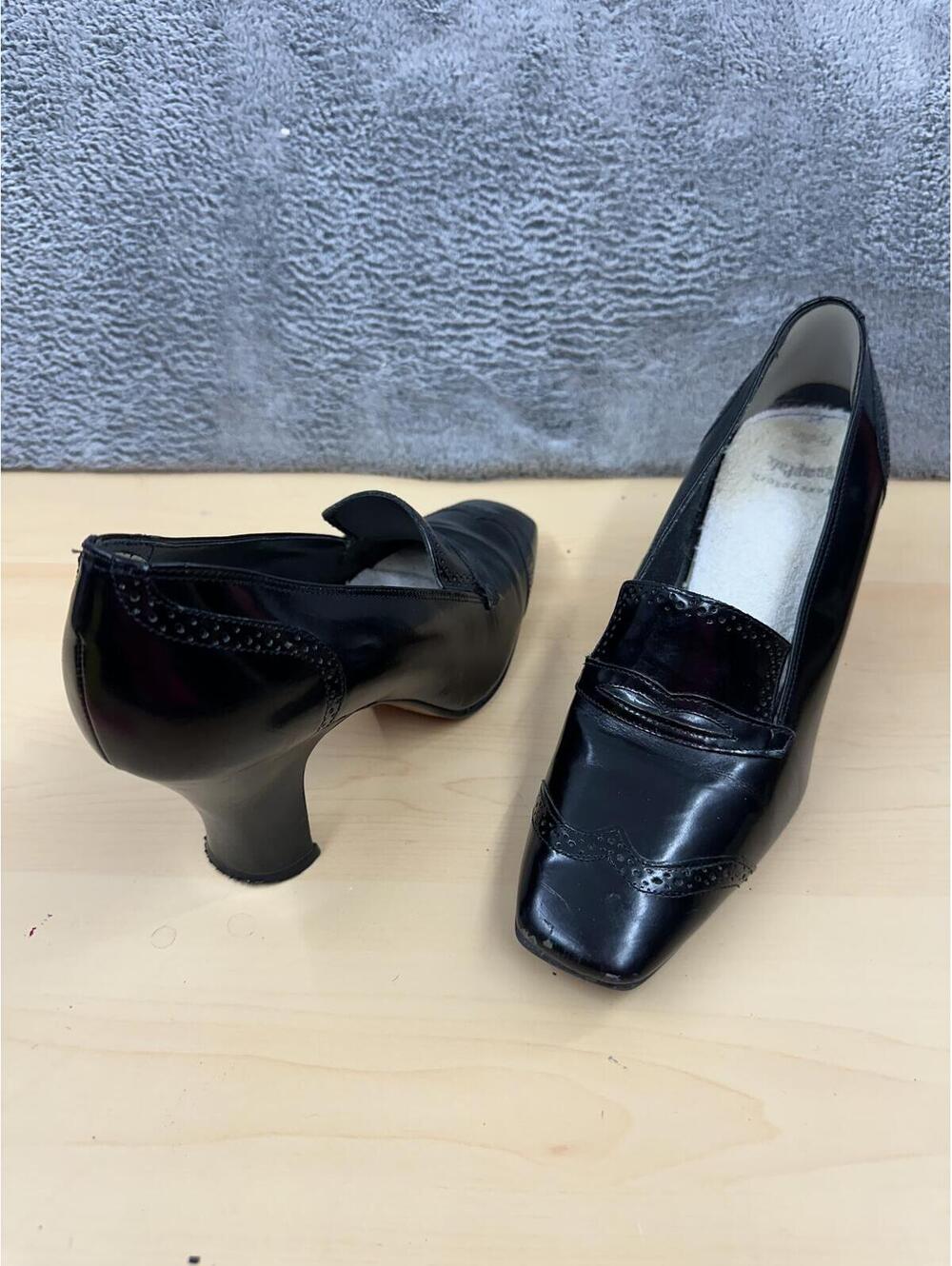 Black Patent Leather Vintage Block Heel Pumps